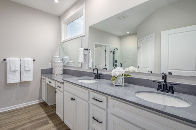 Double Bowl Vanity in Owner's Bath