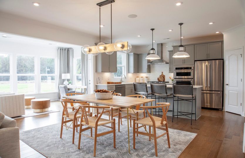Open Cafe and Kitchen, great for entertaining.