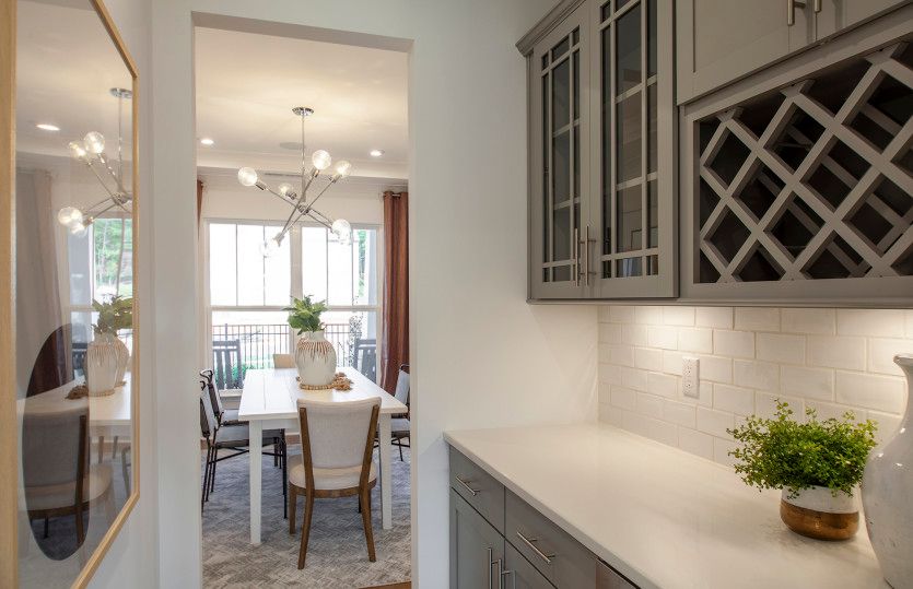 Optional Butler's Pantry