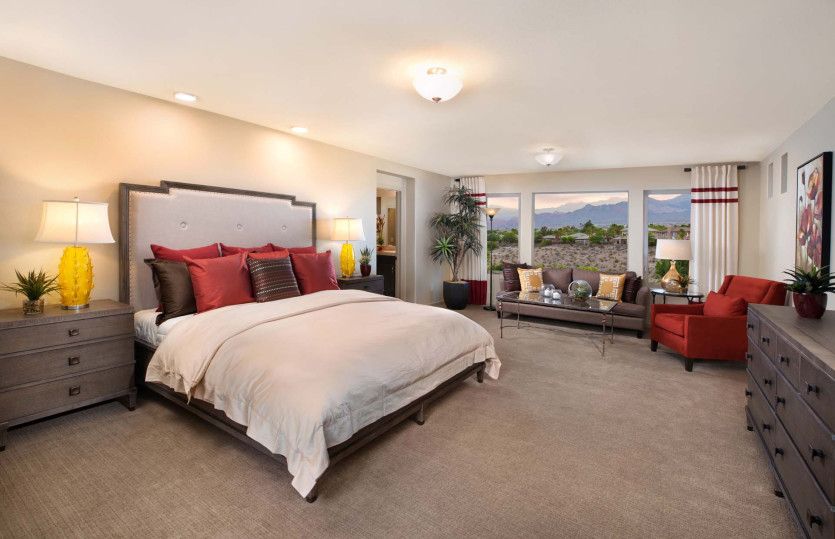 Luxurious Owner's Suite