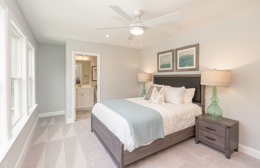 Guest bedroom with private bathroom