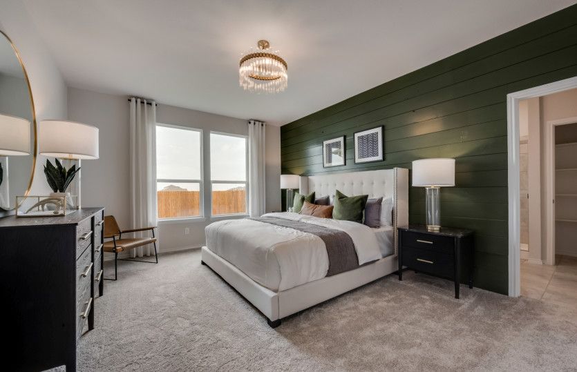 Owner's suite with private bath
