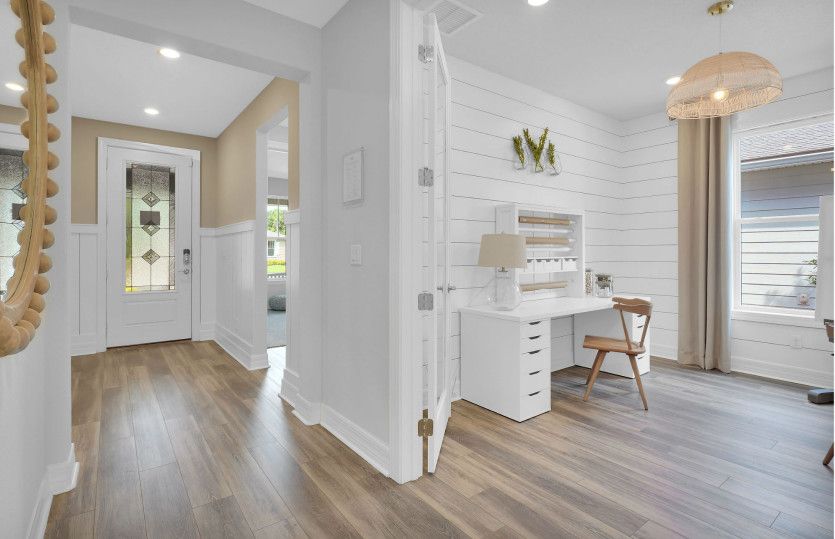 Mystique | Foyer