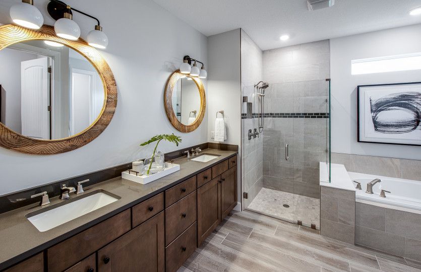 Owner's Bathroom with Optional Tub Upgrade