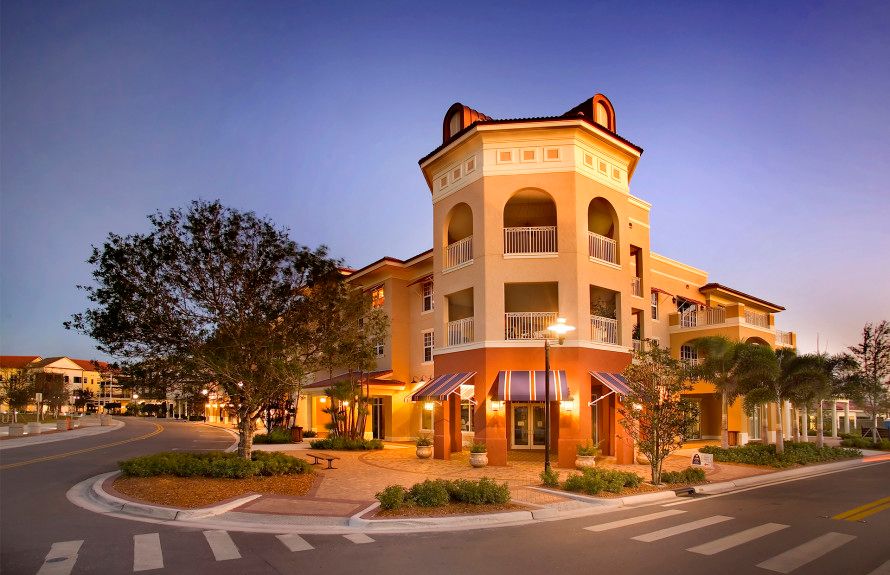 Short Walk to Town Center