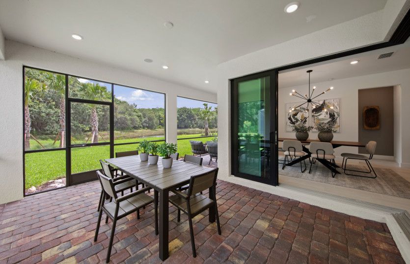 Screened-in covered lanai