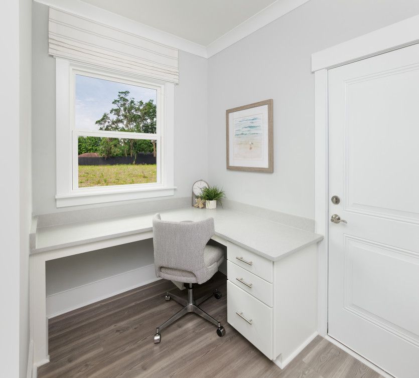 Desk nook