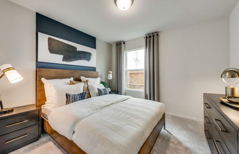 Secondary bedroom