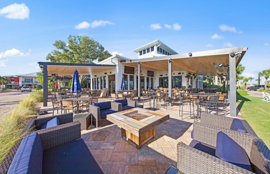 Lake House Kitchen & Bar