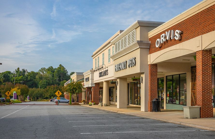 22 minutes to Friendly Center