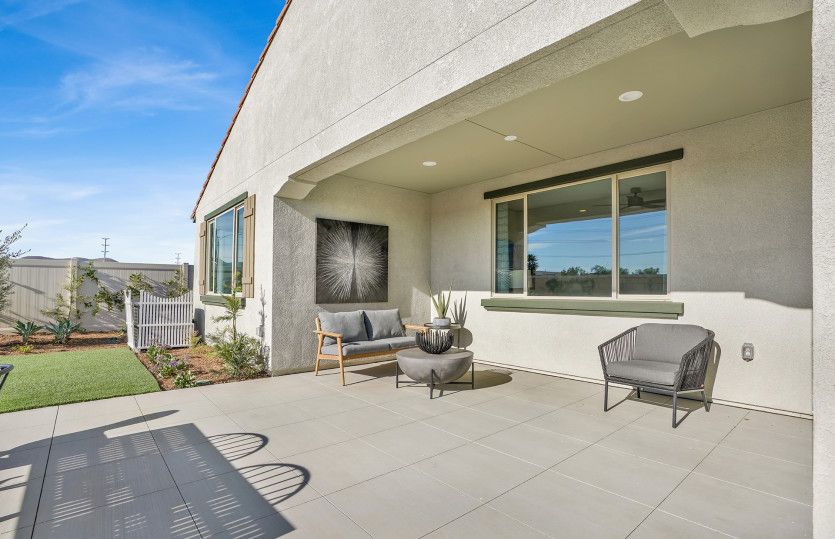 Covered Patio (Model Representation)