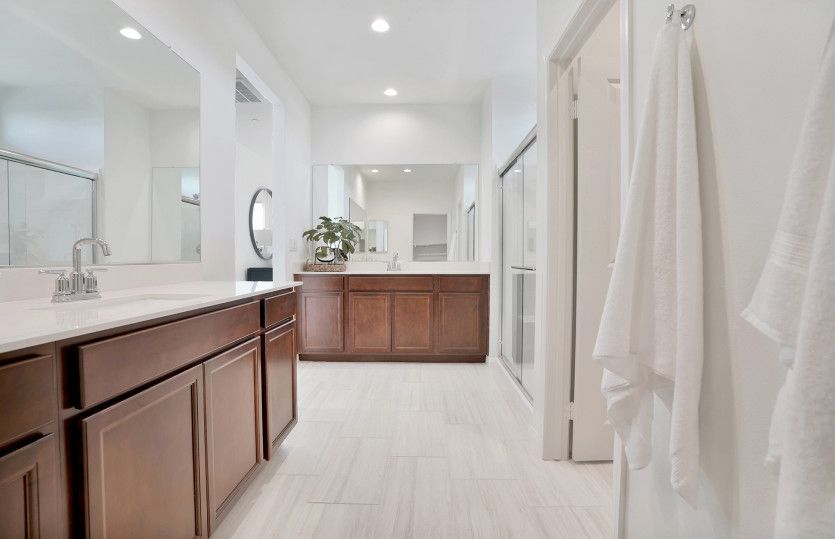 Owners Bathroom (Model Representation)