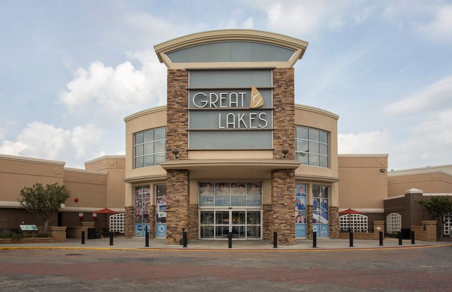 Shopping at Great Lakes Mall