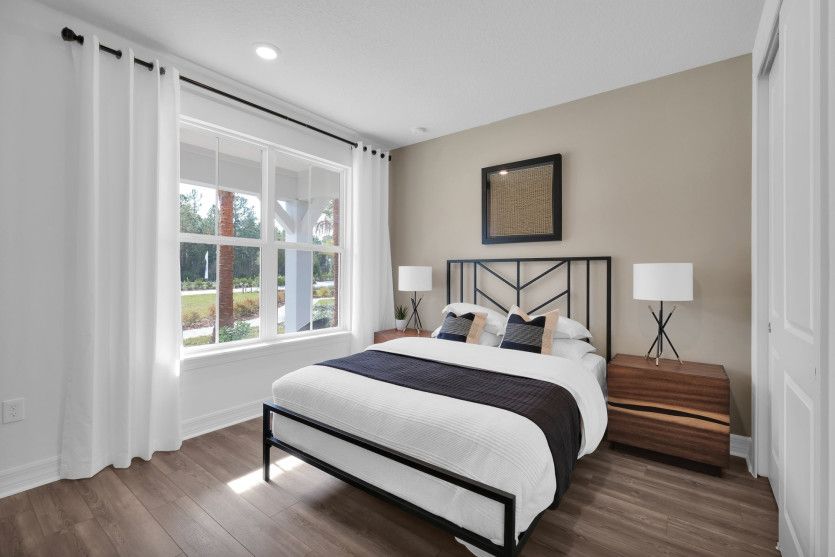 Easley | Secondary Bedroom