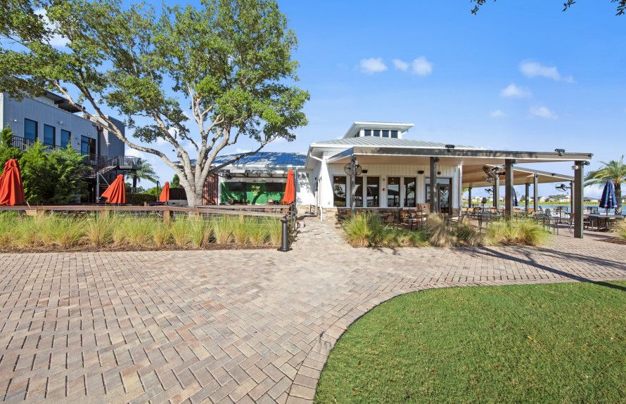 Lake House Kitchen & Bar