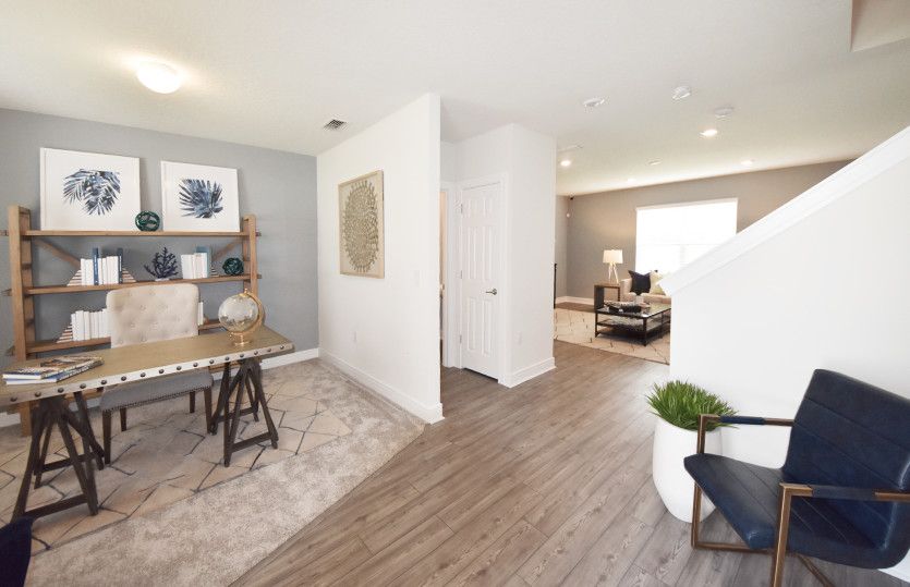 Welcoming entry way with flex space