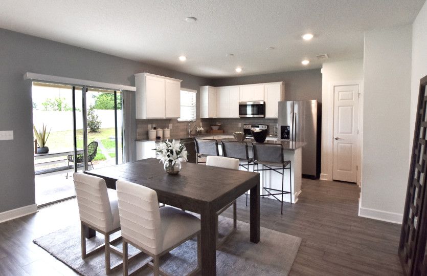 Connected café and kitchen