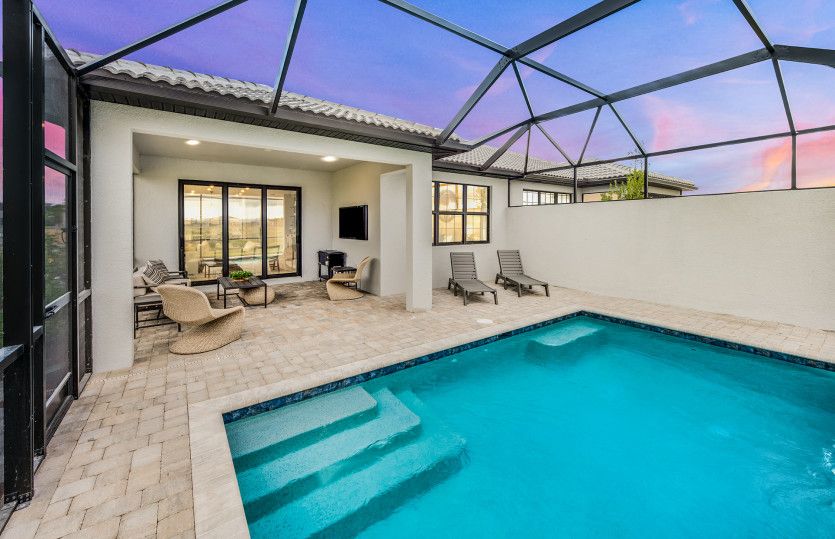 Optional Screened-in lanai and pool
