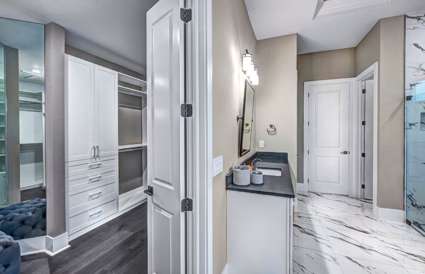 Connected walk-in closet for easy access
