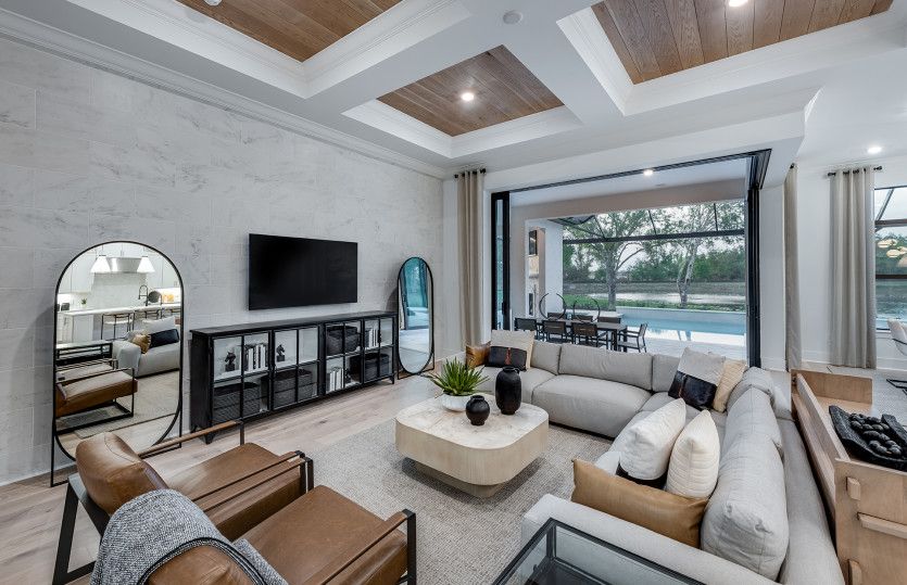 Gathering room overlooking lanai