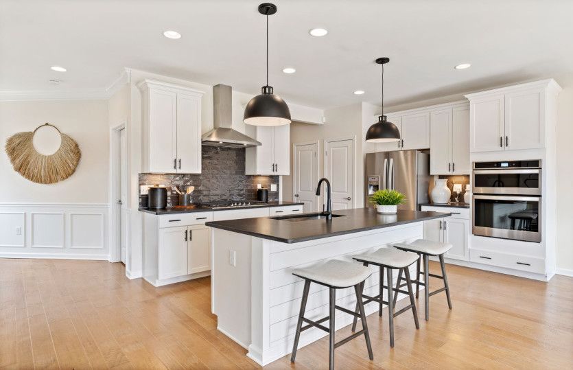 Abundant Counter Space and Storage