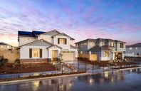 Highland at Stratford Place por Pulte Homes en Riverside-San Bernardino California