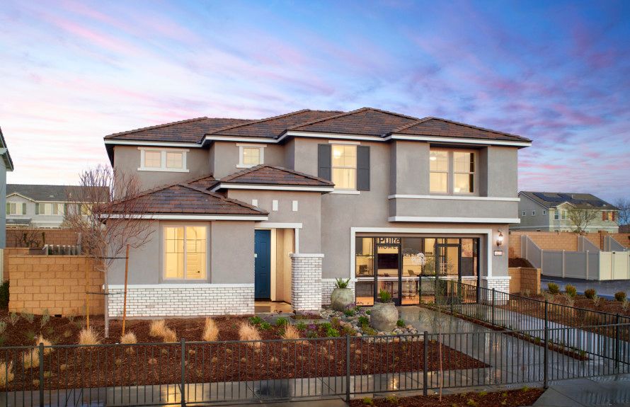 Preston Model Exterior