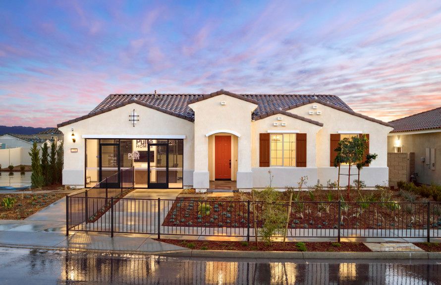 Coventry Model Exterior