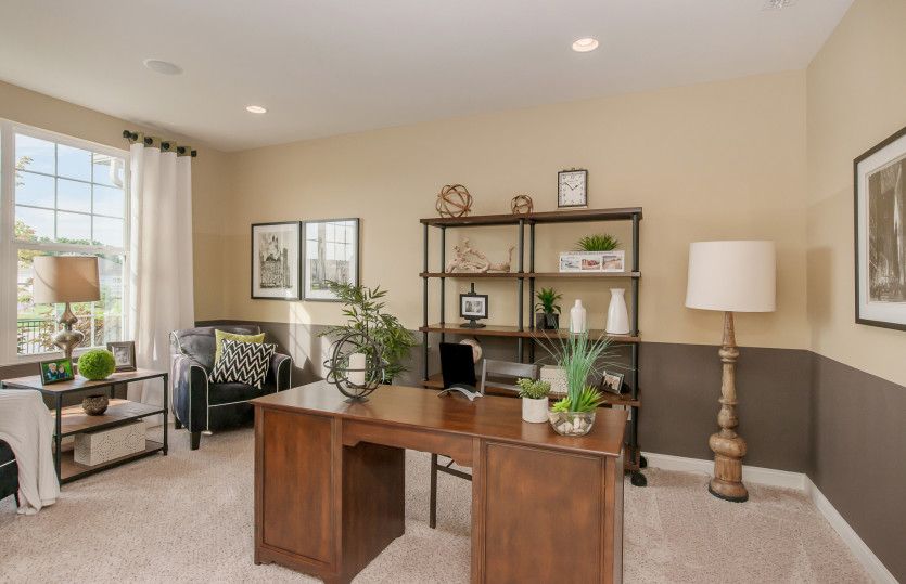 Flex Room for Office, Den or Study