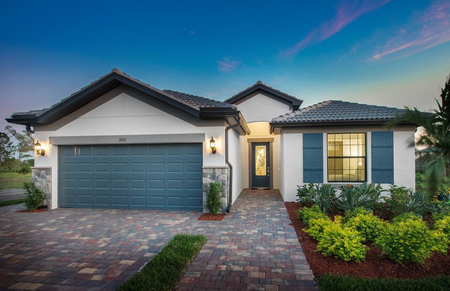 Villa & Single-Family Homes