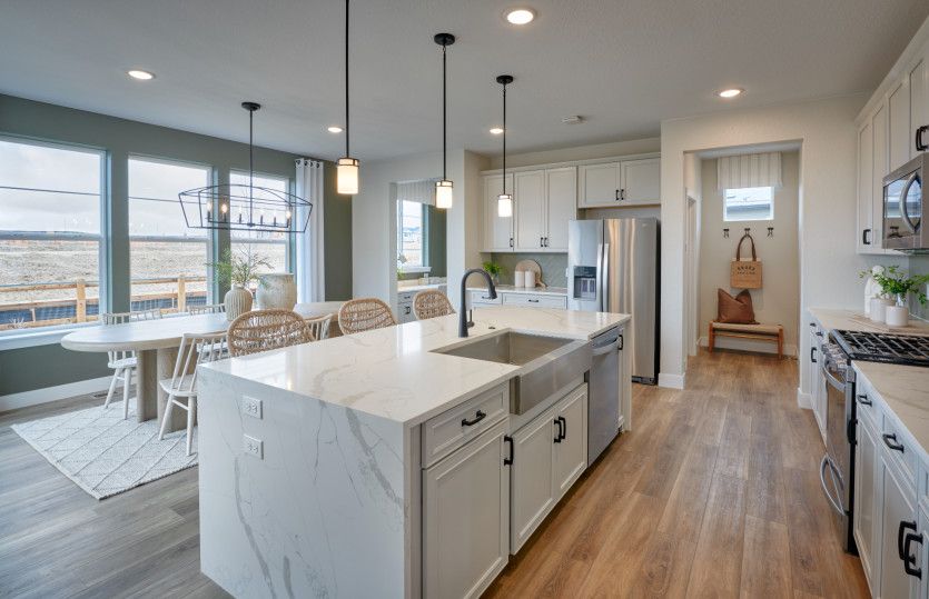 Food prep and cleanup is a breeze thanks to the built-in island dishwasher.