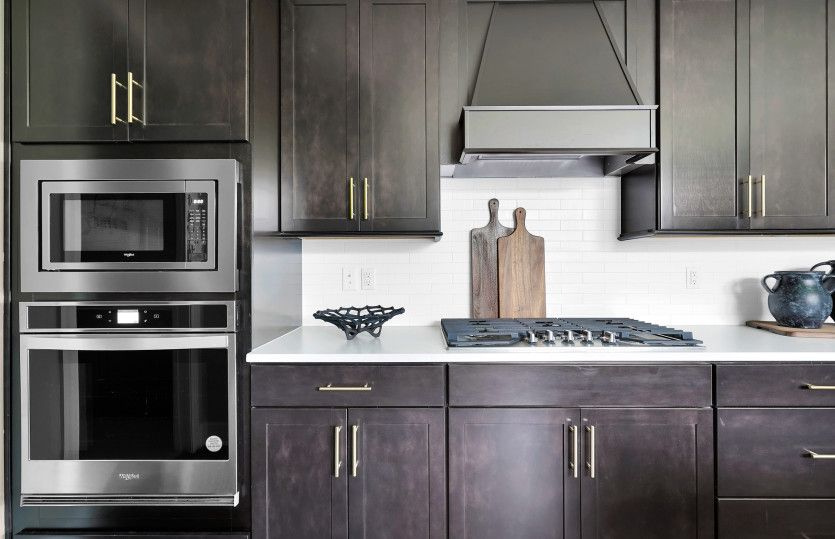 Hallmark | Gourmet Kitchen