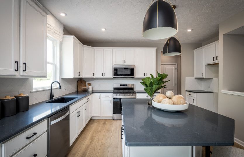 Upscale Kitchen w/Modern Features