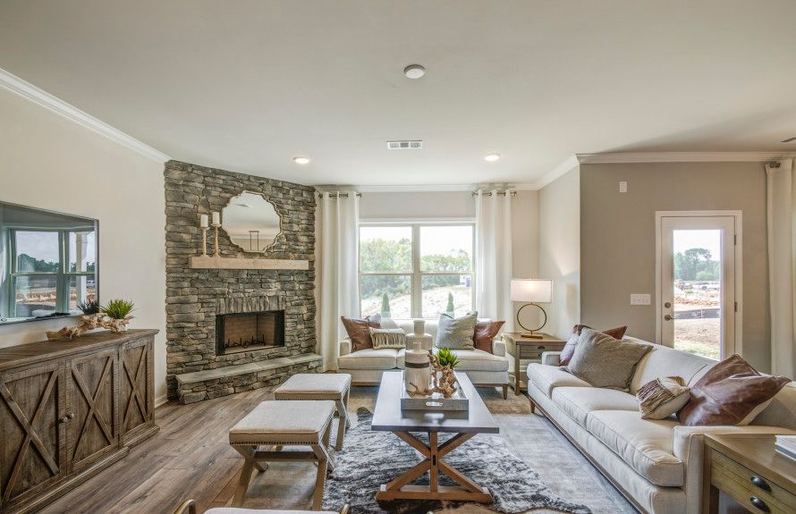 Now Selling New Homes