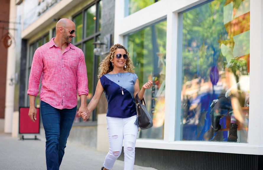 Walk to Nearby Shops