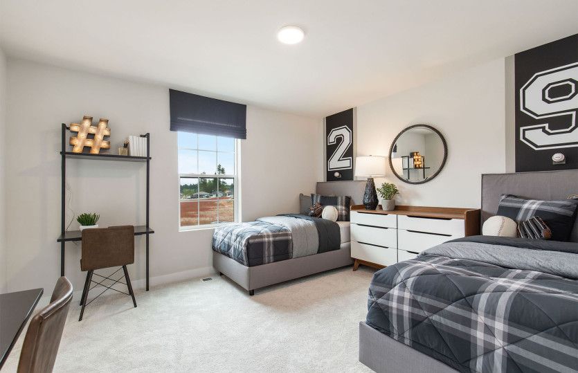 Secondary bedroom