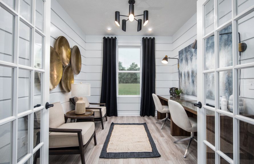 Cozy Flex Room or Home Office