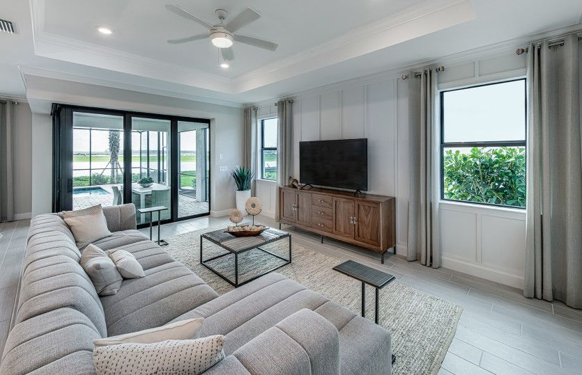 Spacious living room, perfect for entertaining