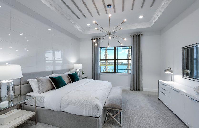 Spacious owner's suite with large windows