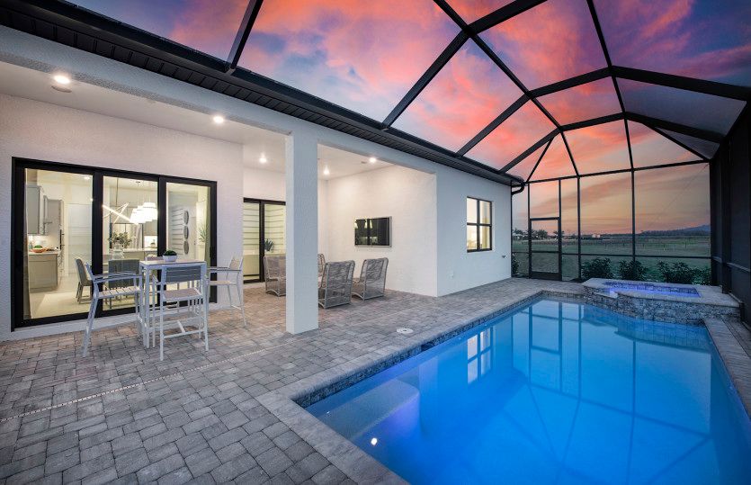 Screened-in pool