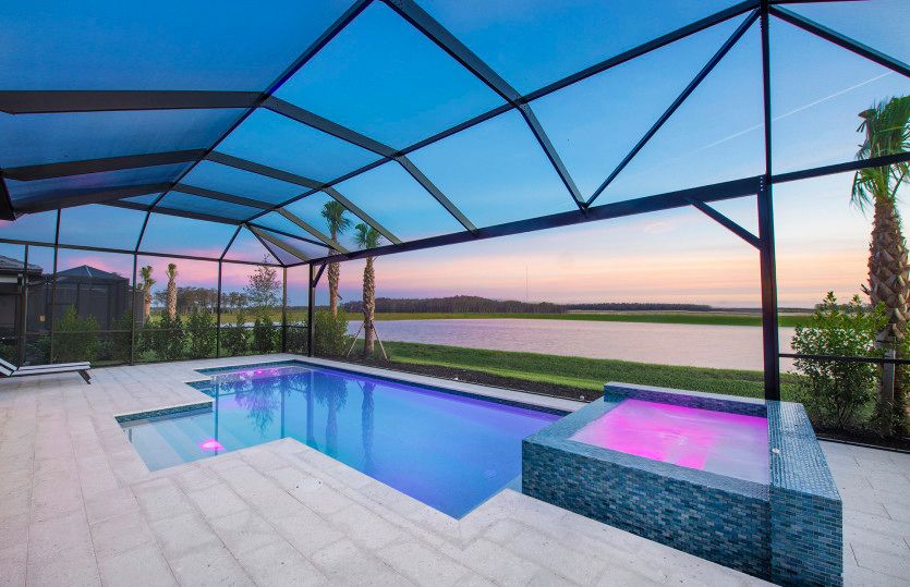 Screened-in pool