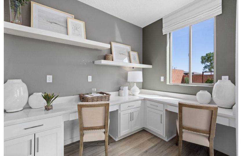 Pulte Planning Center® is a great place for the family computer.