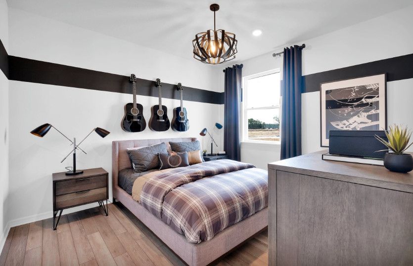 Secondary bedroom