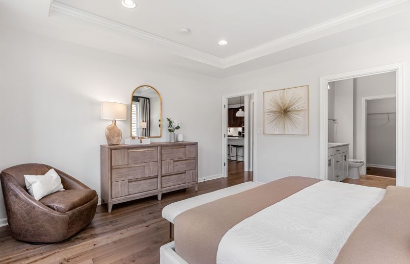 Luxurious Owner's Suite