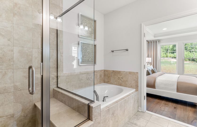 Spa-Like Owner's Bath