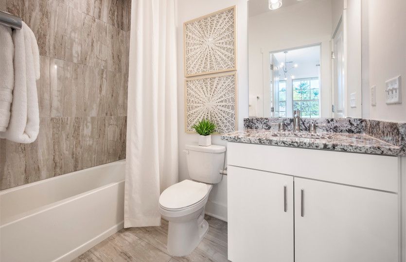 Bathroom 2 conveniently next to additional bedrooms