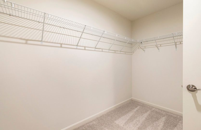 Walk-In Closets