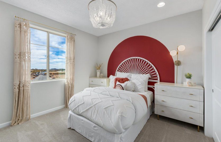 Additional bedroom perfect for a nursery or child's room.