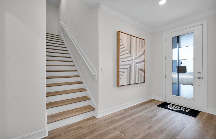 Ashby Grand | Entryway