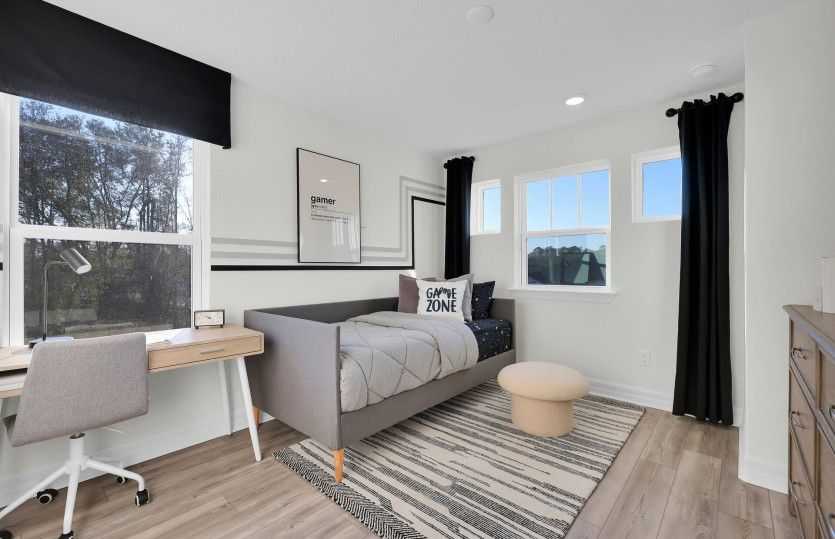 Ashby Grand | Loft Bedroom/Flex Space